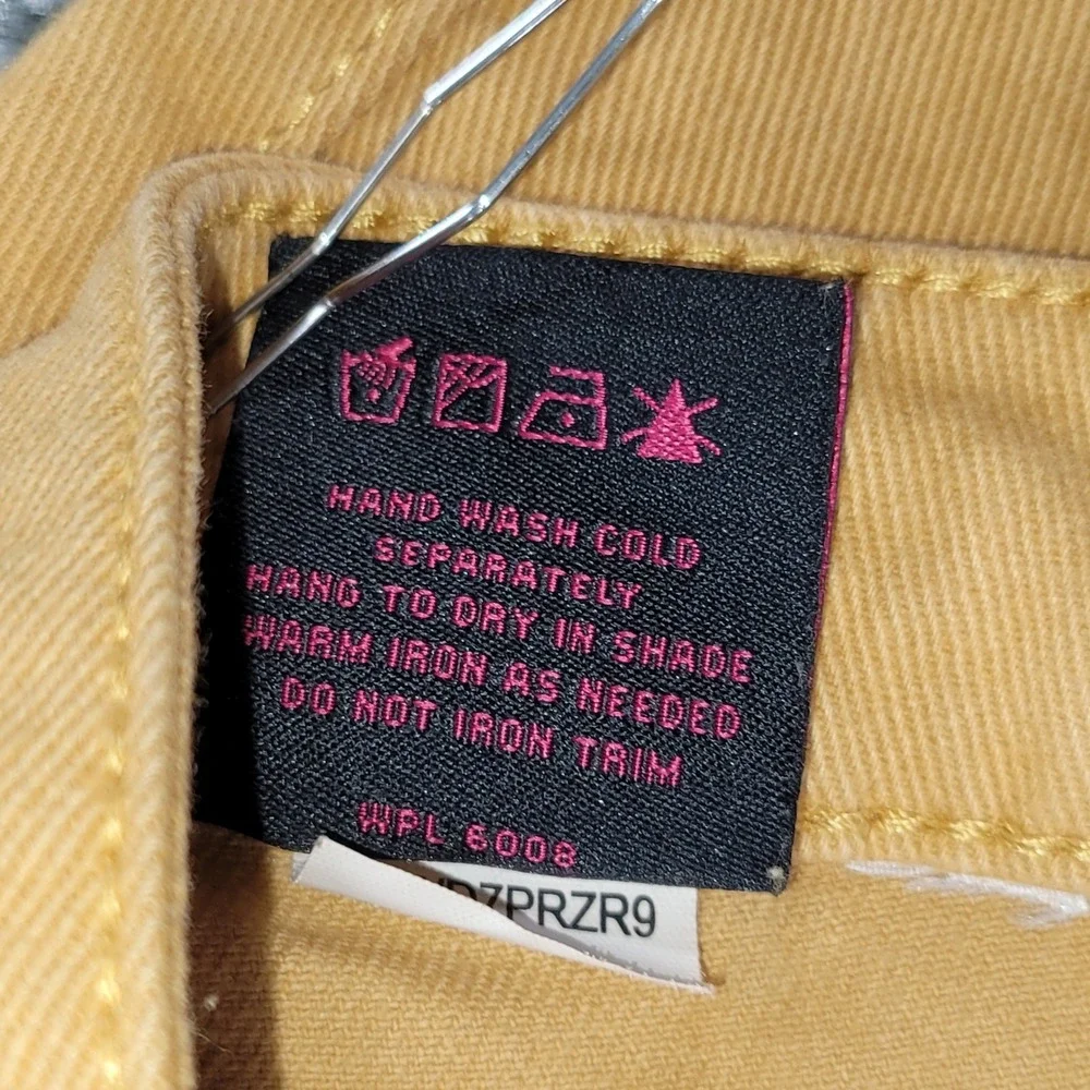 Rock & Roll Denim Mustard Yellow Bargain Button Bell Flare Jeans 29x34 Raw Hem